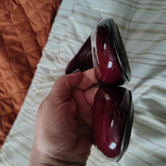 Ralph Lauren Burgundy Patent Leather Heels with Block Heel - Picture 3 of 10
